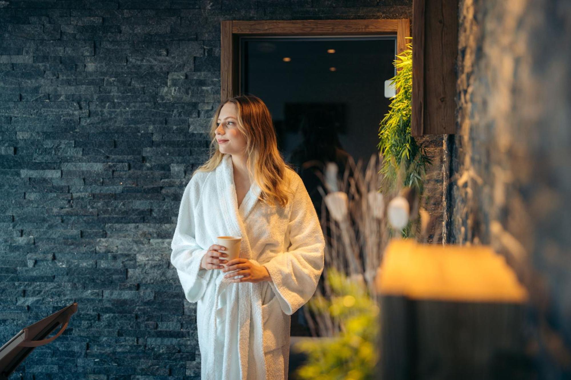 Boutique Hotel Corbetta - Spa 60M2 - La Montagne A 5 Minutes De L'Autoroute A12 Aux Paccots Sur Montreux - Nouveau Loft Familial - Profitez Du Lac Leman Et Des Montagnes En Meme Temps Les Paccots Exterior photo