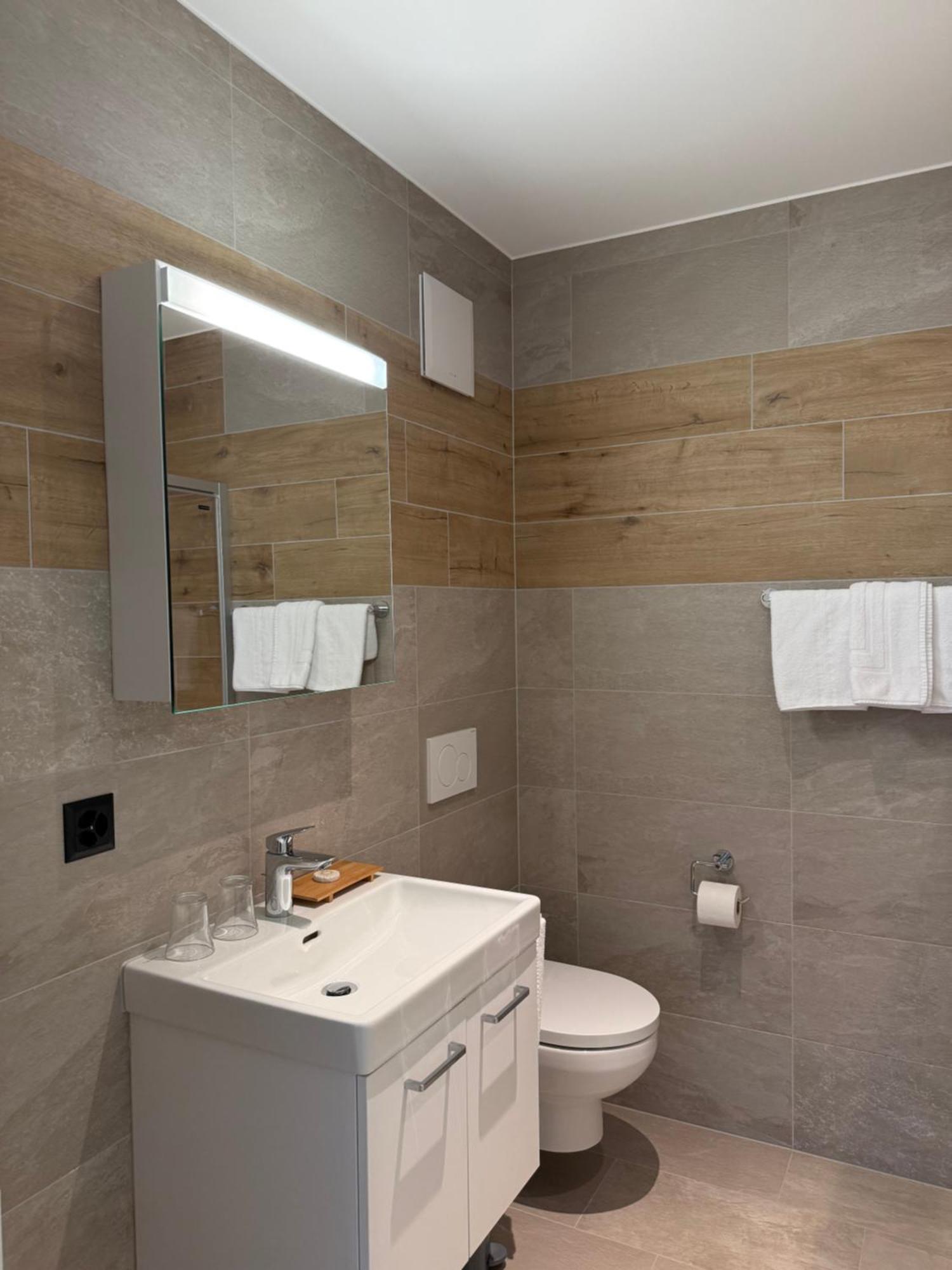 Boutique Hotel Corbetta - Spa 60M2 - La Montagne A 5 Minutes De L'Autoroute A12 Aux Paccots Sur Montreux - Nouveau Loft Familial - Profitez Du Lac Leman Et Des Montagnes En Meme Temps Les Paccots Exterior photo